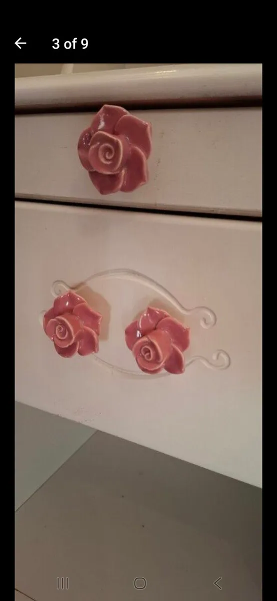 Decorative bedside cabinet- excellent condition - Image 3