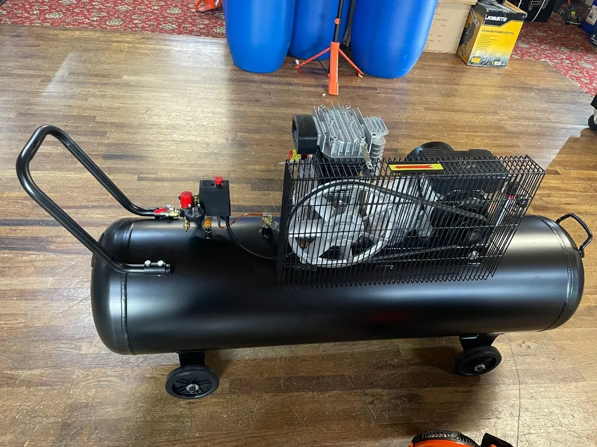 BRAND NEW 200L compressor - Image 2