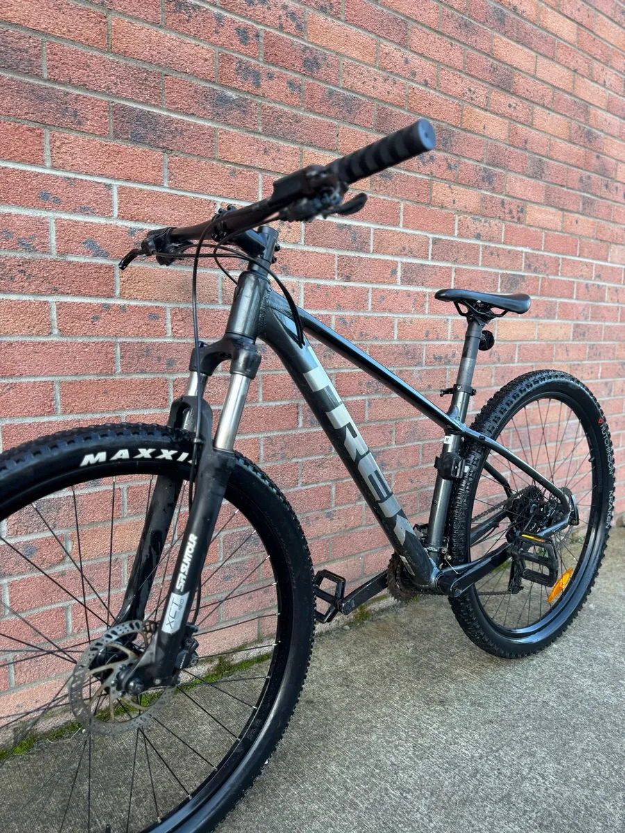 Trek Marlin 5 29” MTB - Image 3