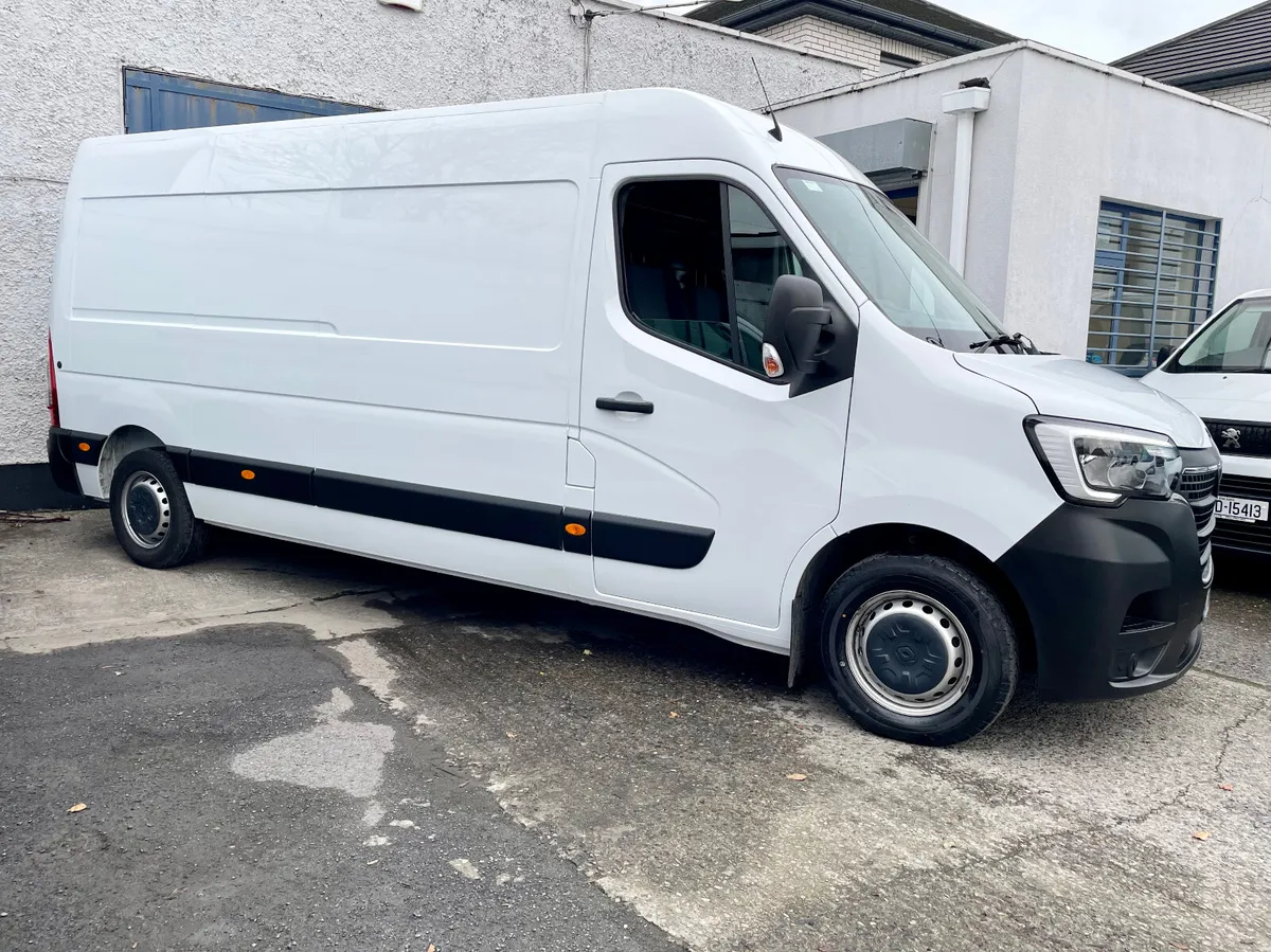 Renault Master LM35 Business 2.3DCI 135BHP,2023 - Image 2