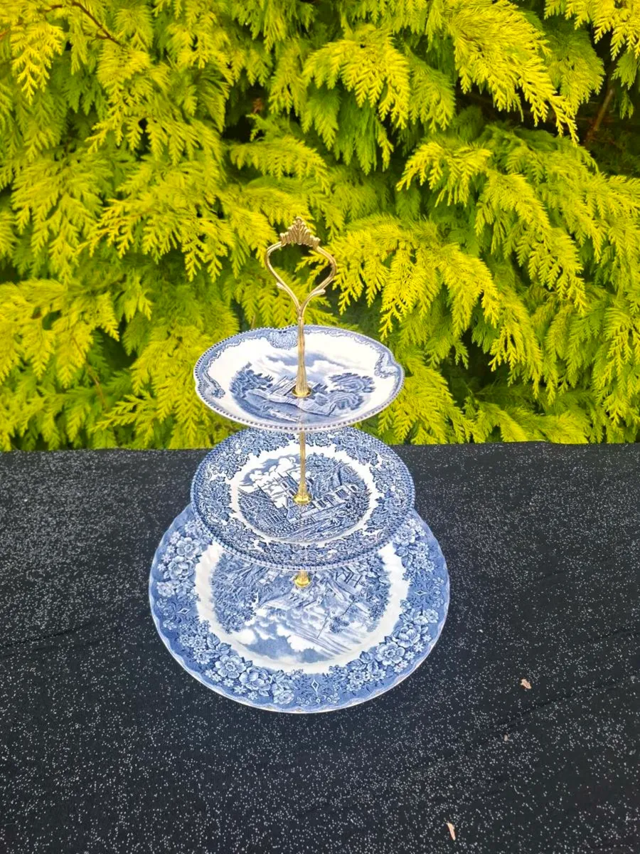 Ceramic blue cake stand - Image 1