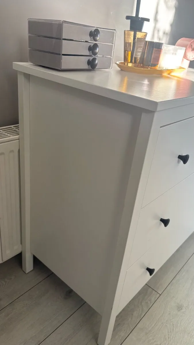 Chest of drawer - Image 2