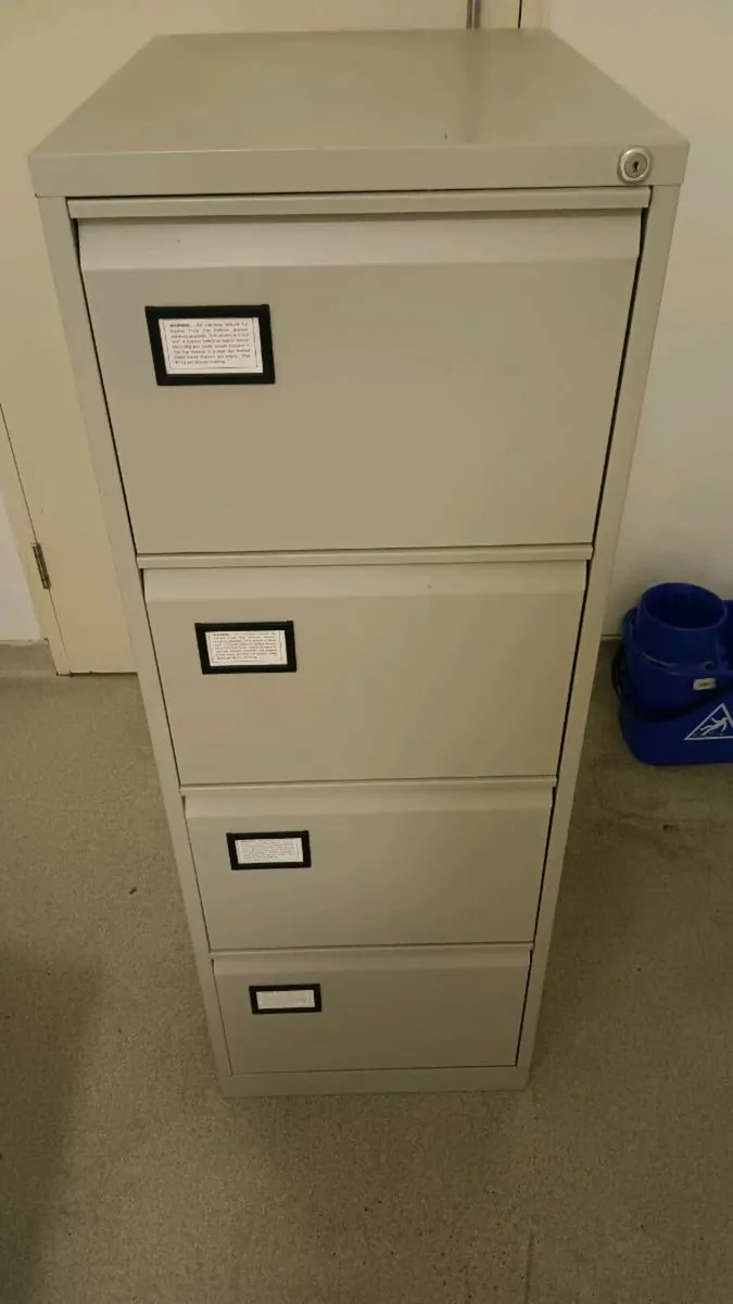 Filling cabinets - Image 2