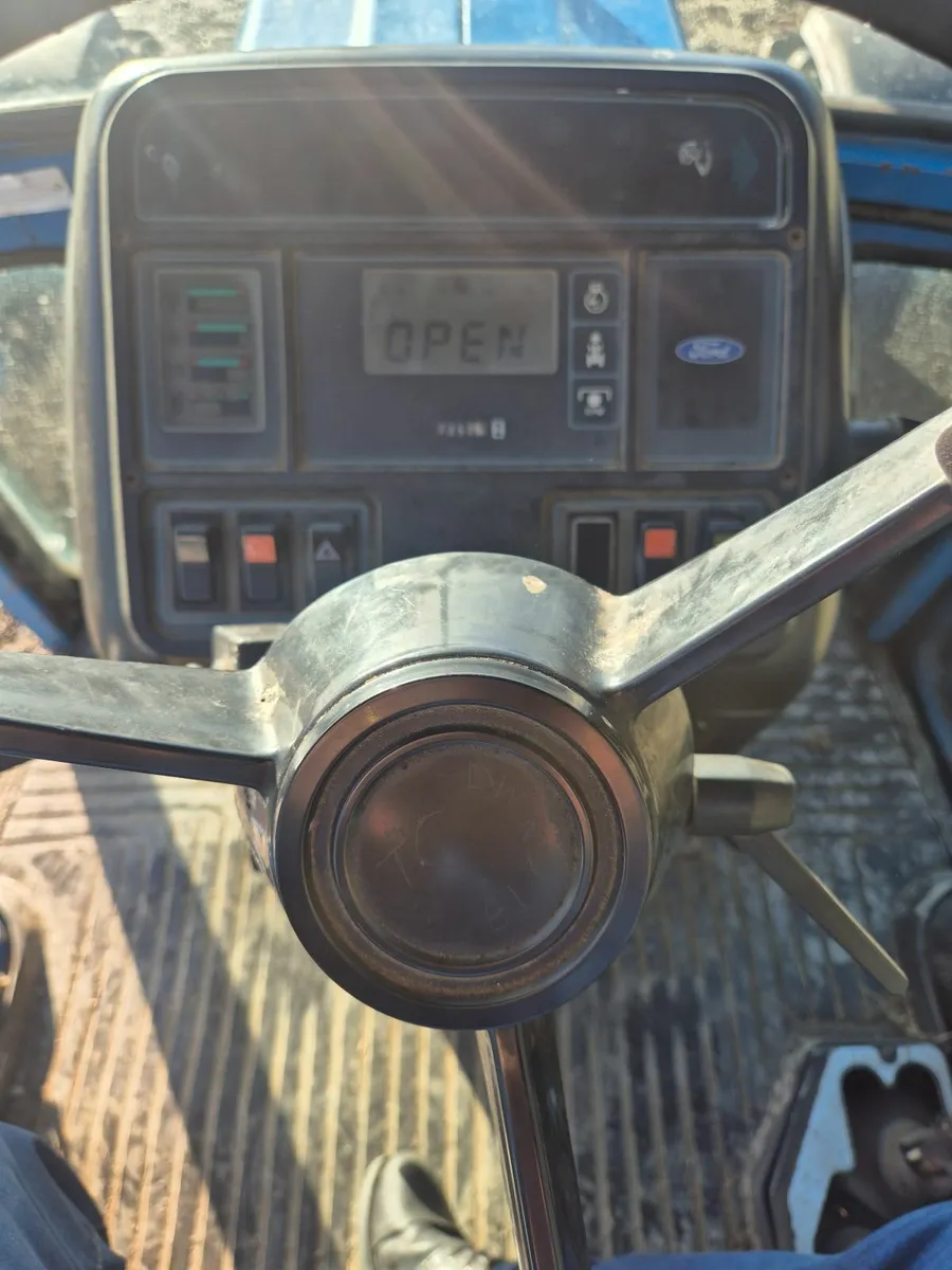 Ford 7810 - Image 2