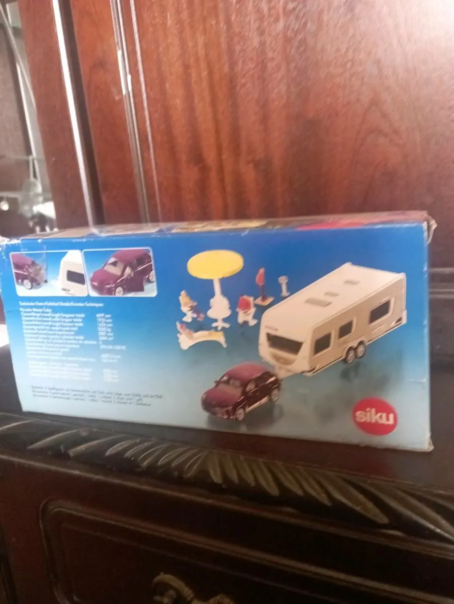 SILKU  1-55 SCALE DIE-CAST MODLE - Image 2