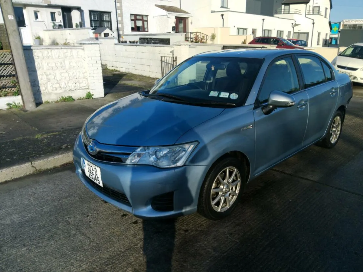 Toyota corolla axio 2013 hybrid - Image 2