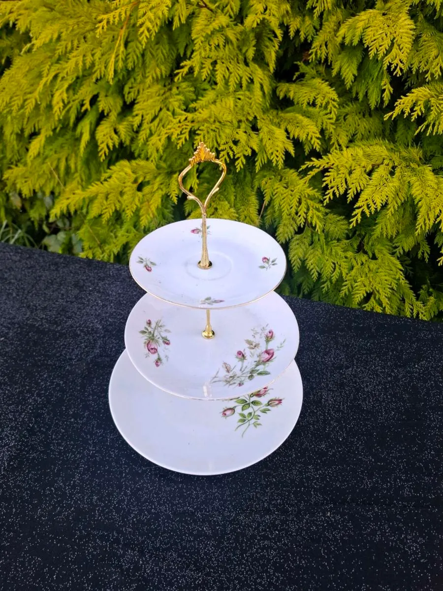 China roses cake stand - Image 2