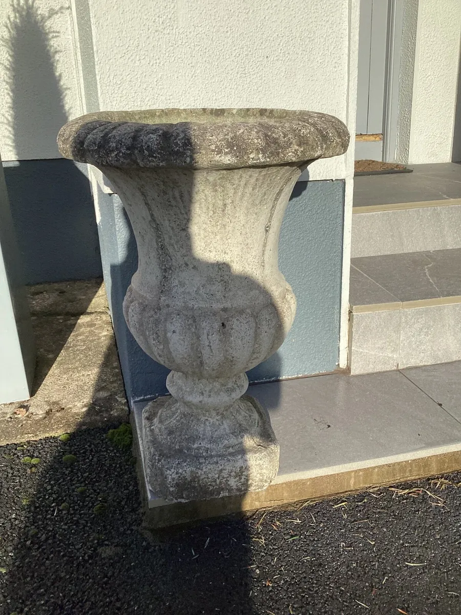 Urns/Planters - Image 2