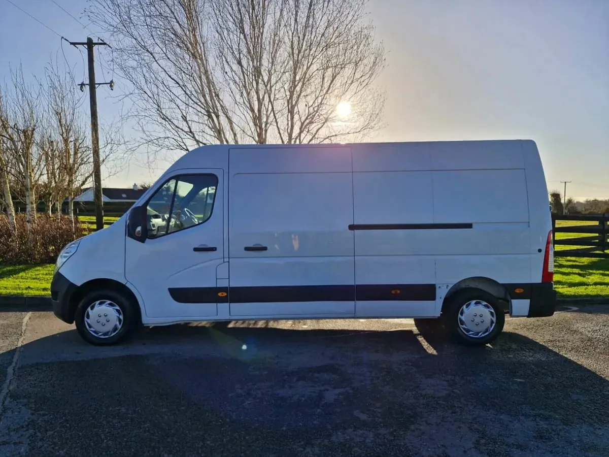 Renault Master  diesel (new  Doe 06/26 l - Image 3