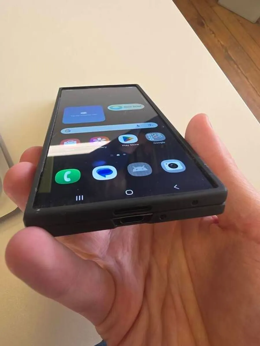 Samsung Galaxy Fold 7 - Image 2