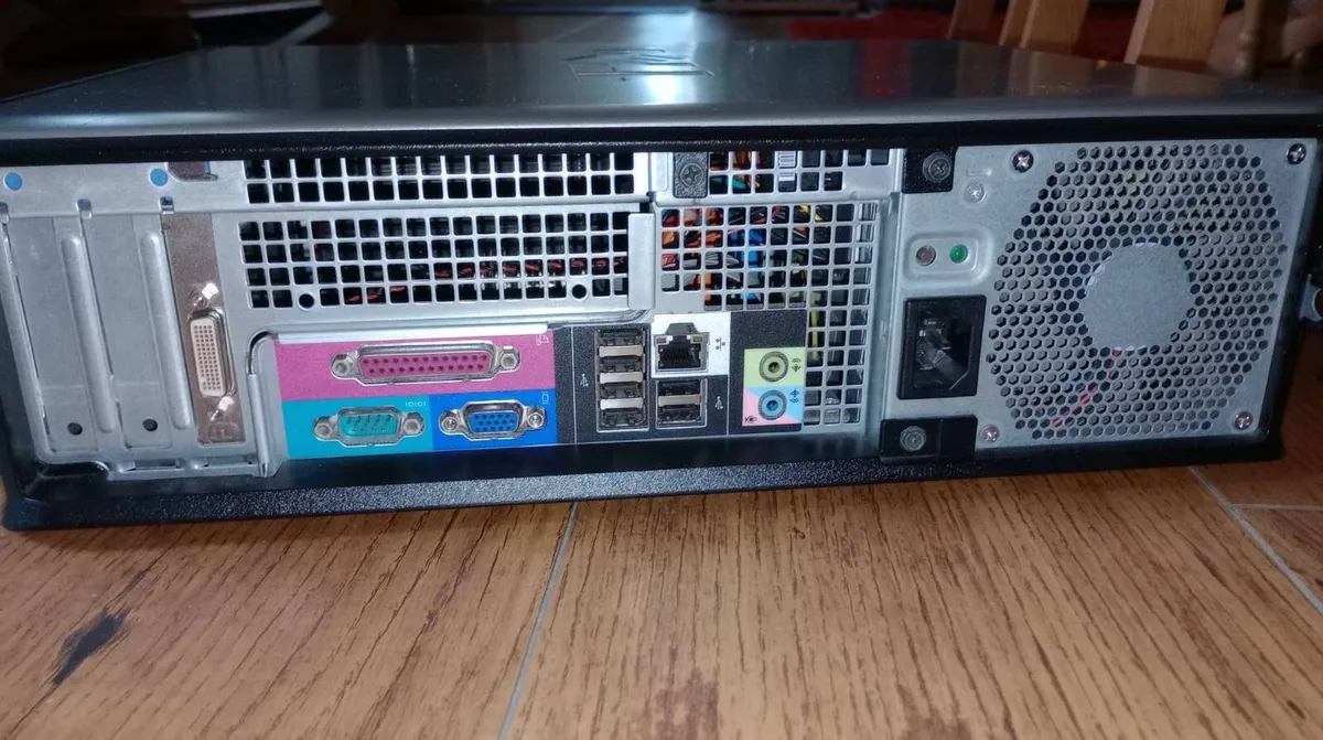 PC & Display WIN 10 - Image 3