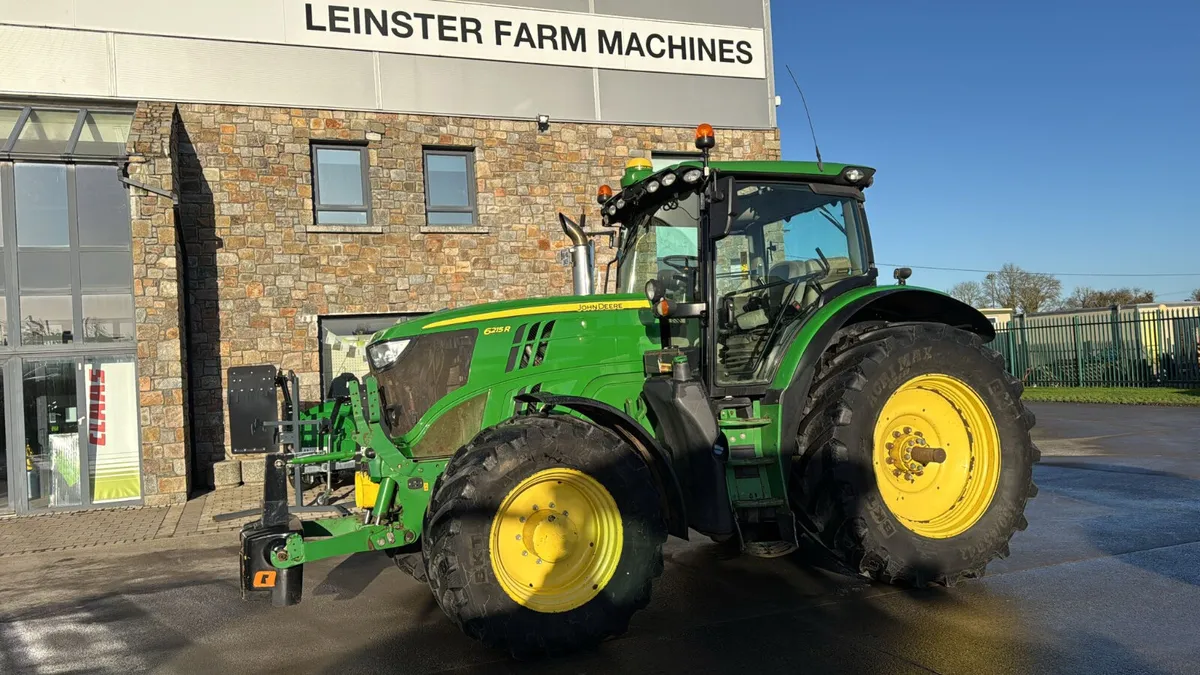 John Deere 6215r 2016 - Image 2