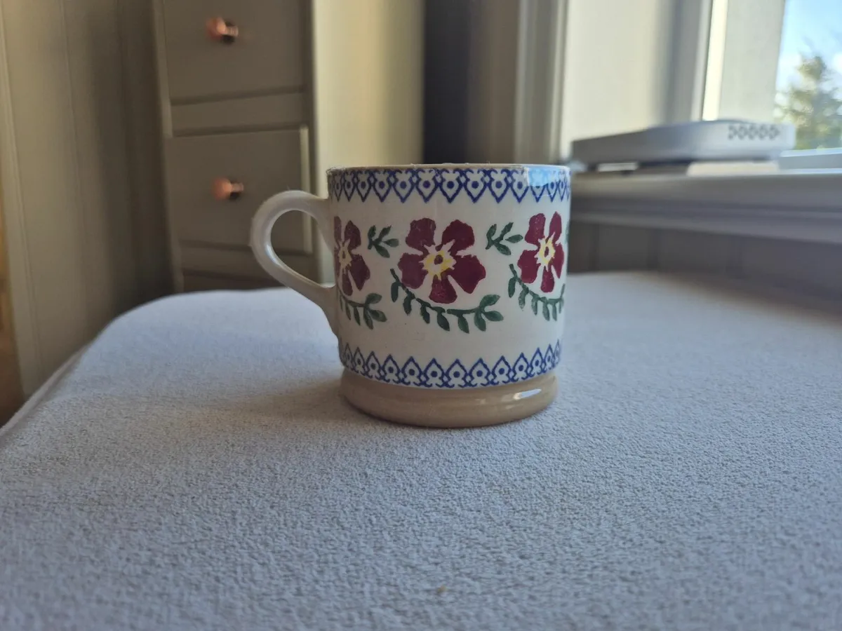 Nicholas Mosse Pottery Small Mug - Image 1