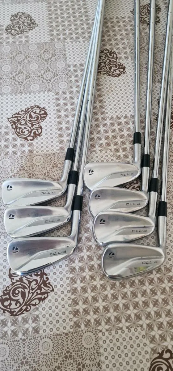 P770 Taylormade irons (Lefthaded ) - Image 1
