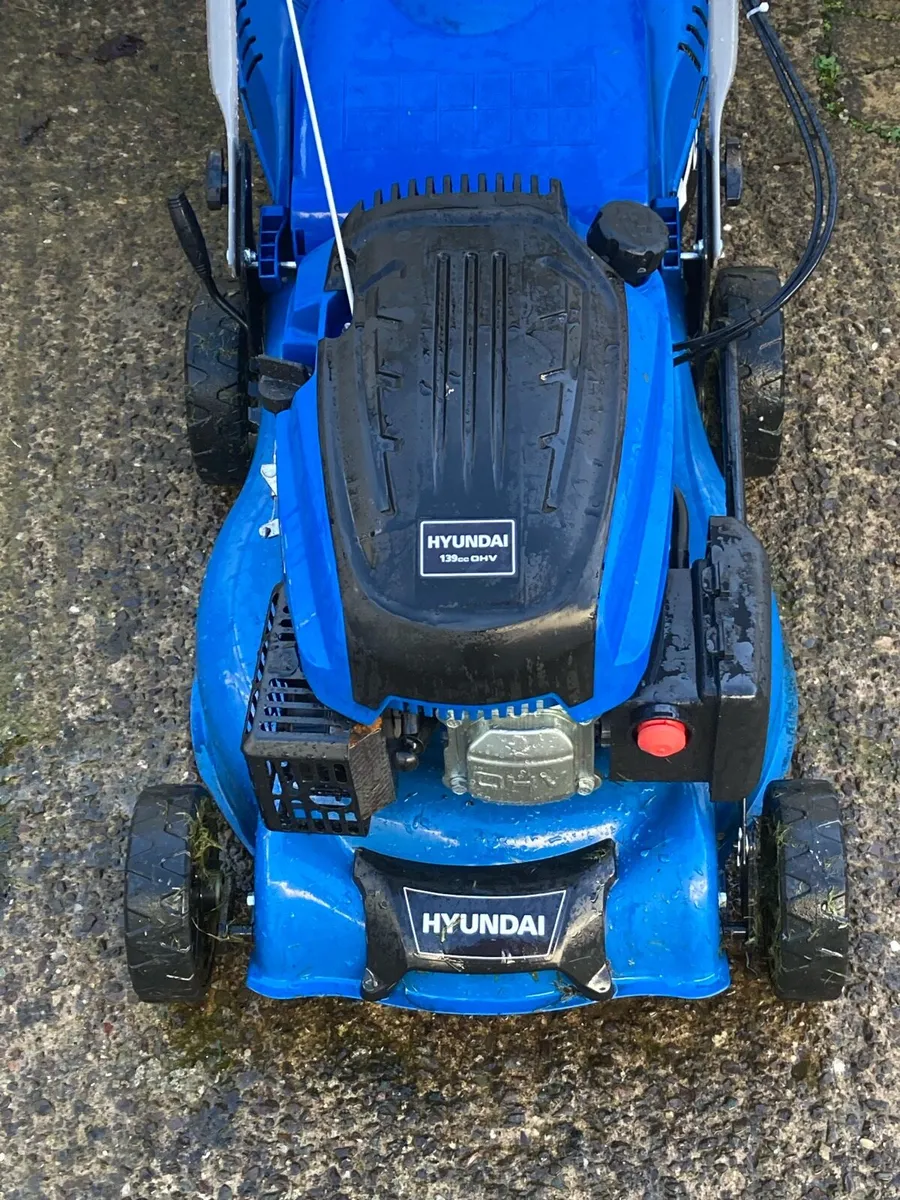 Hyundai 17”/43cm 139cc Self-Propelled Lawnmower - Image 2