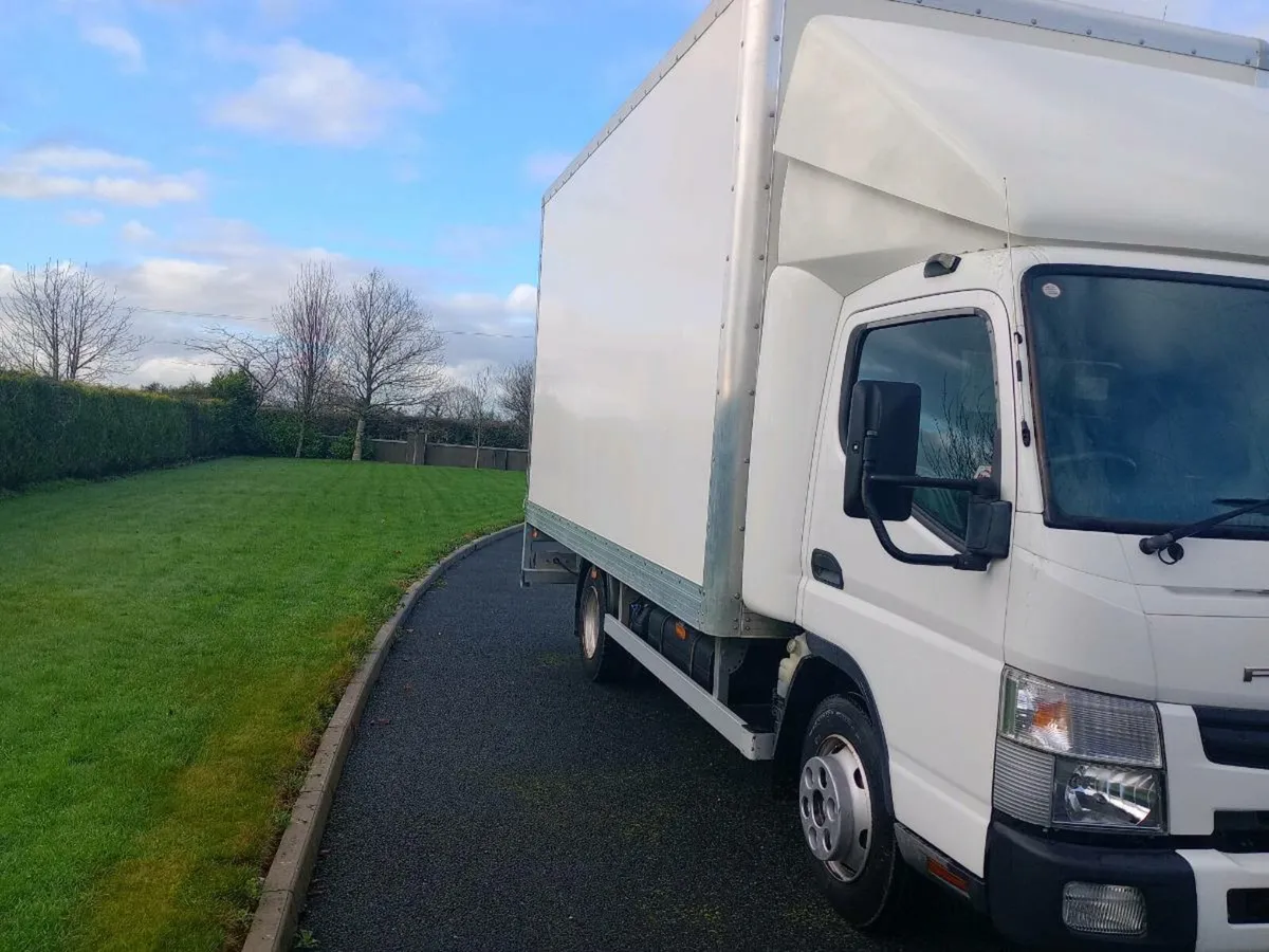 Mitsubishi fuso lorry - Image 3