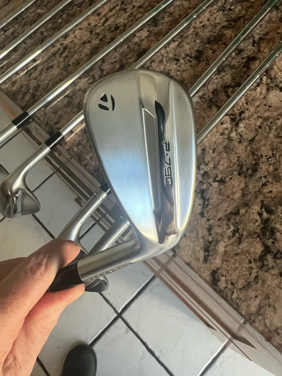 Taylormade P790 irons - Image 3