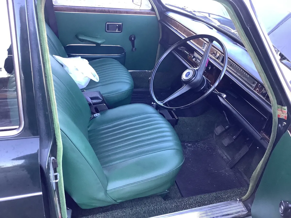 Classic 1969 morris 1800 - Image 4