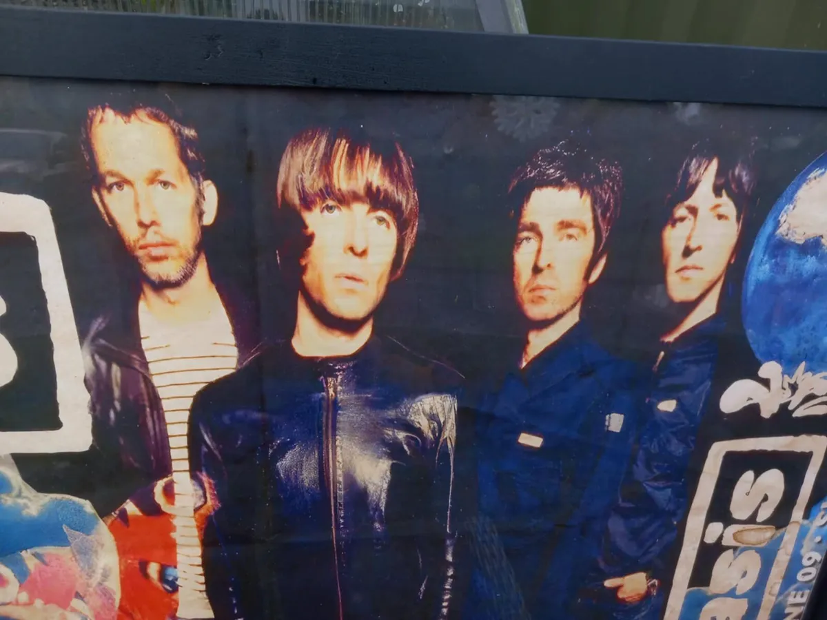 Oasis framed poster for Slane, D18 - Image 2
