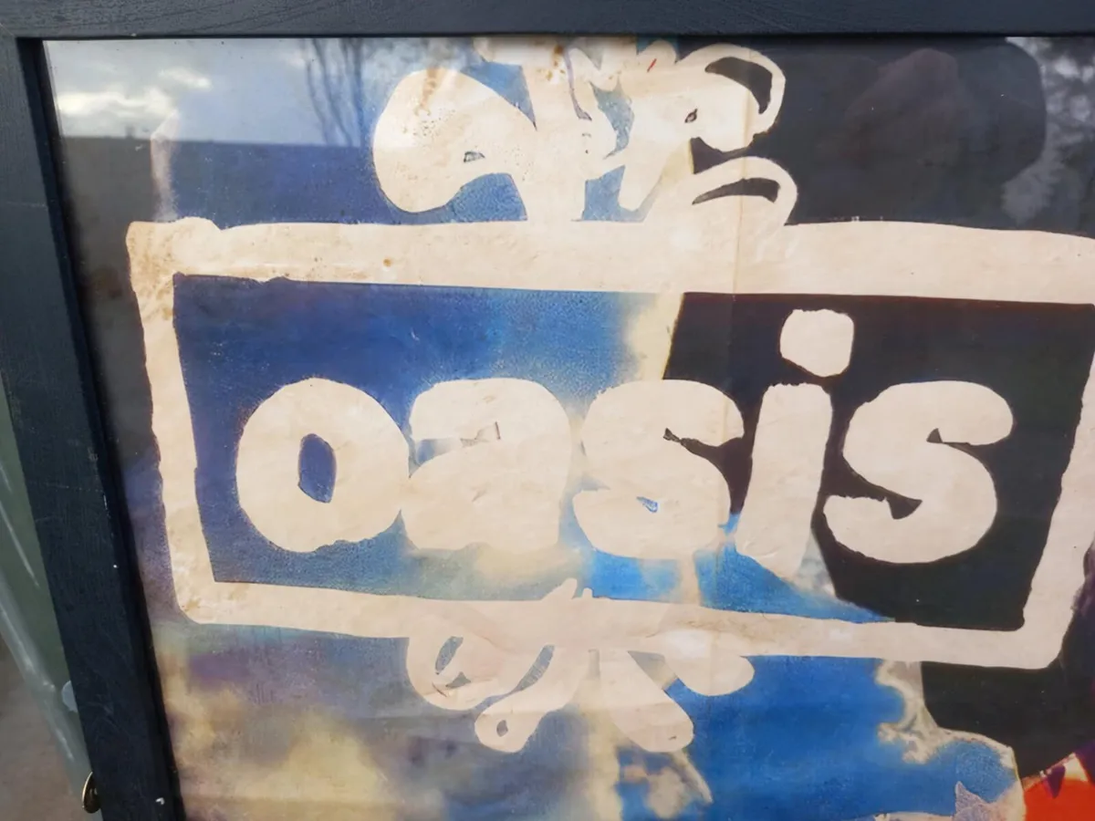 Oasis framed poster for Slane, D18 - Image 3