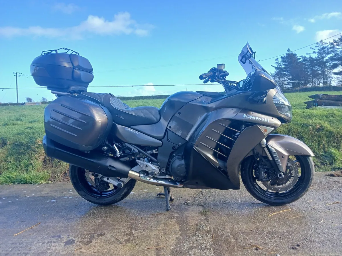 Kawasaki GTR - Image 4