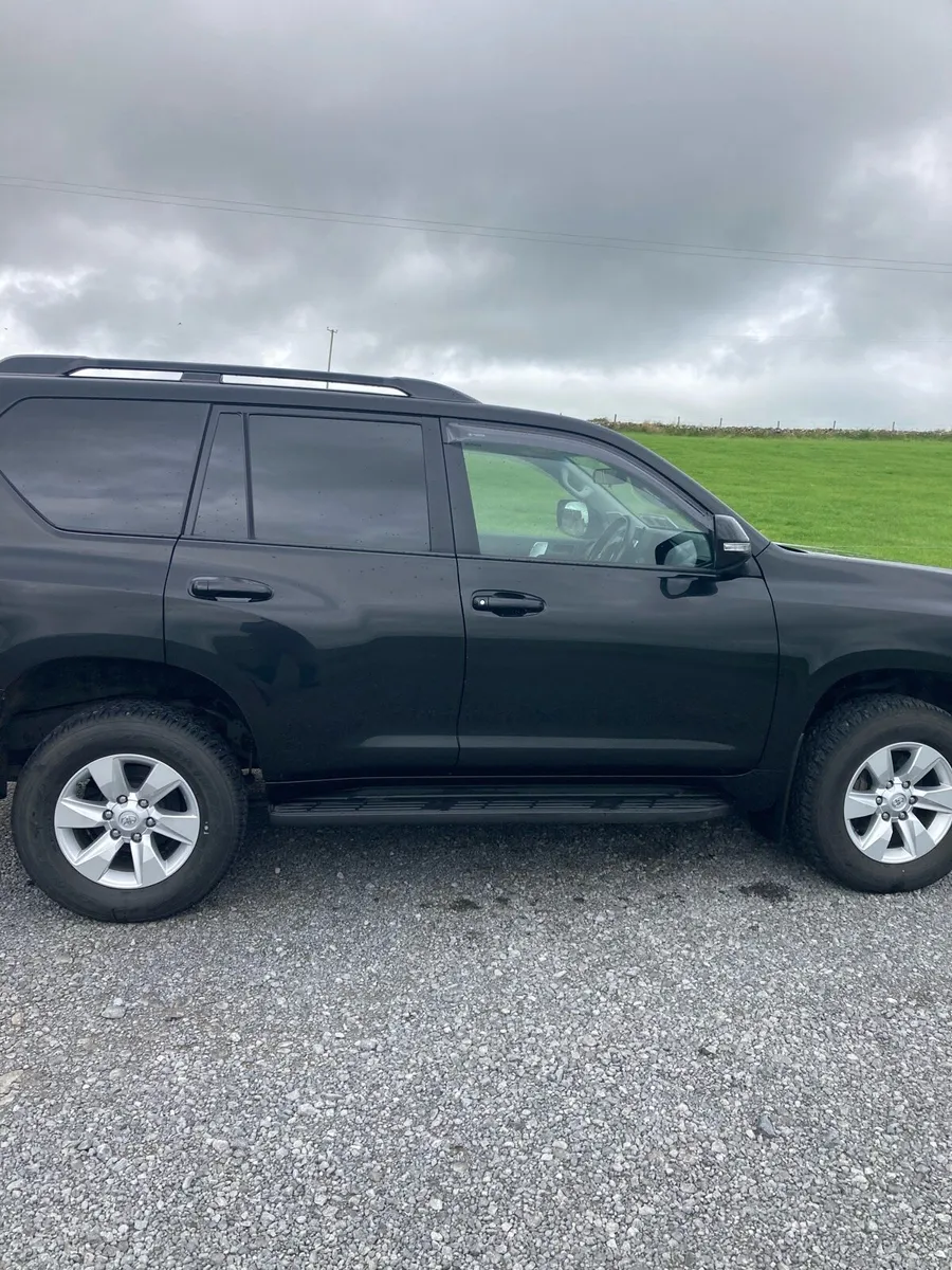 Toyota Landcruiser - Image 2