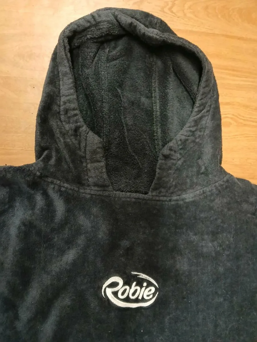 Robie changing towel robe, size small adult. - Image 2