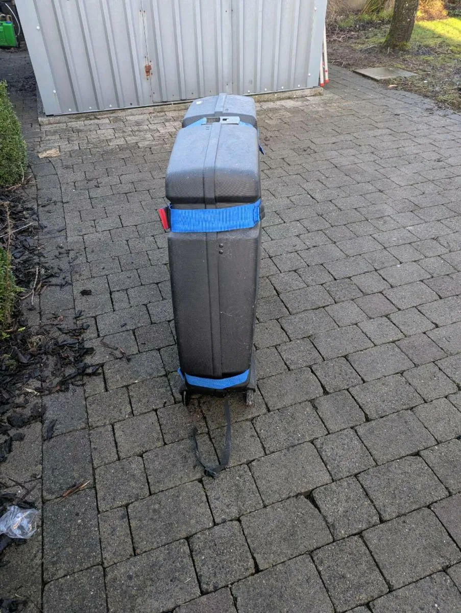 B&W Hard Shell Bike Travel Box – Airline Safe - Image 2