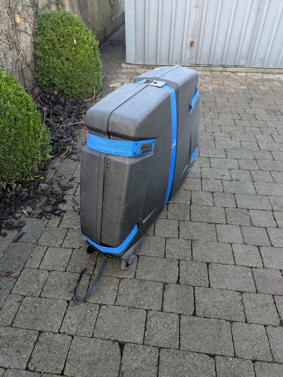 B&W Hard Shell Bike Travel Box – Airline Safe - Image 3