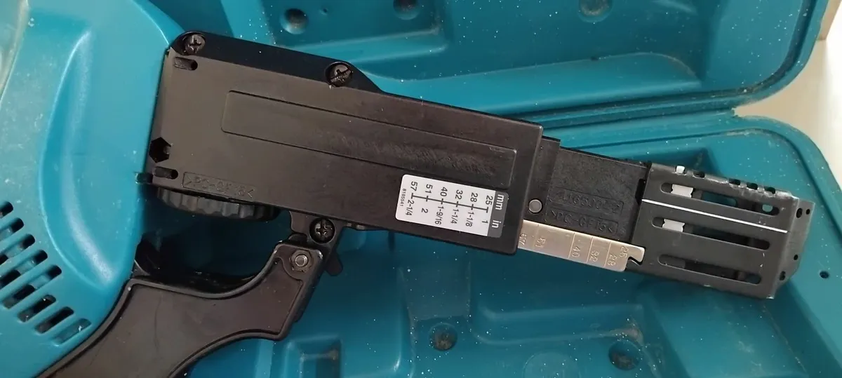 Makita 6834 Autofeed 110v - Image 4