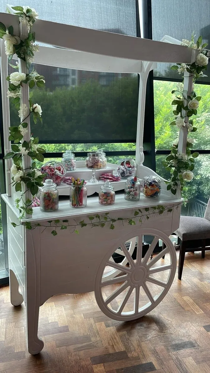 Candy Cart fully stocked - Image 4