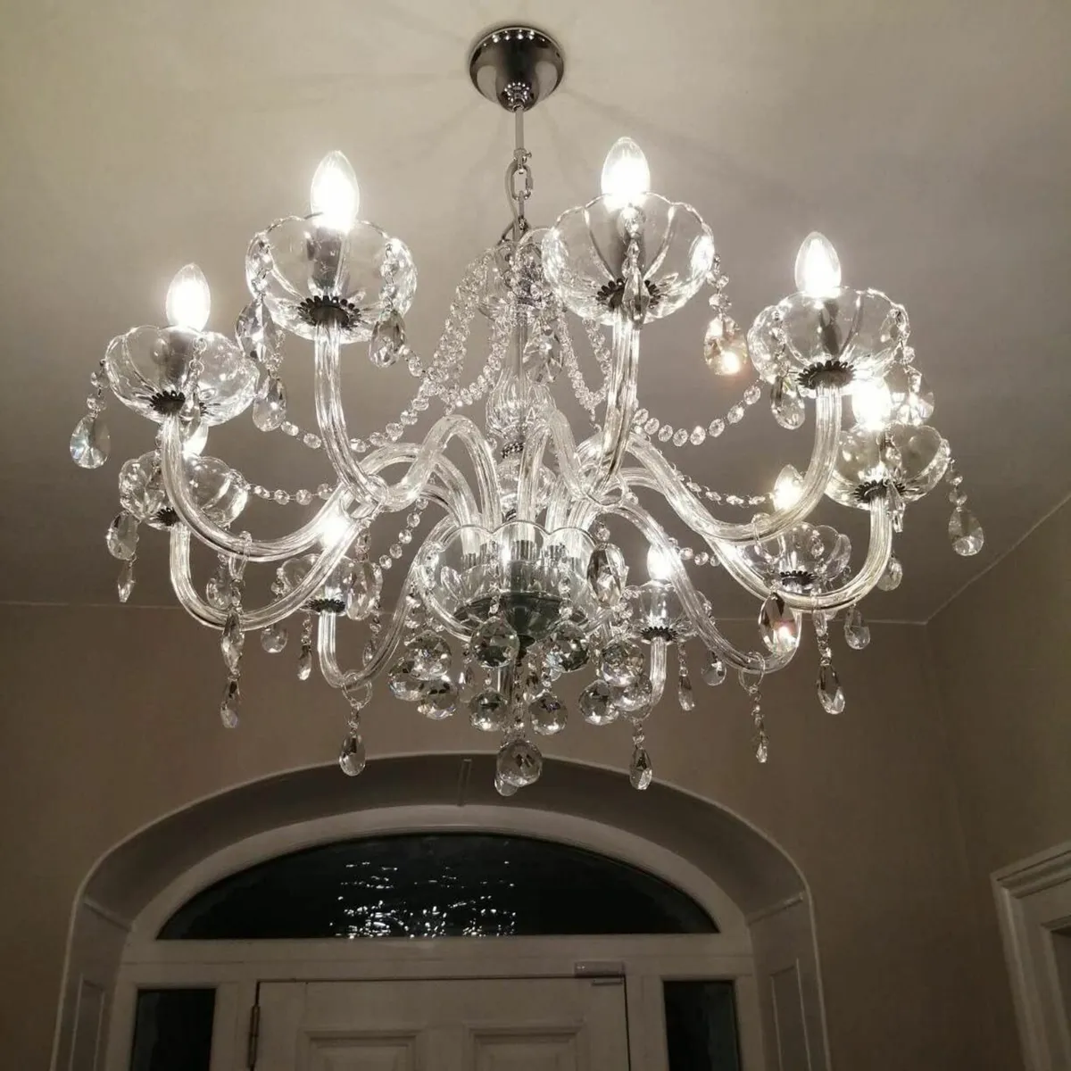 Modern Round 10‑light Tiered Chandelier - Image 4