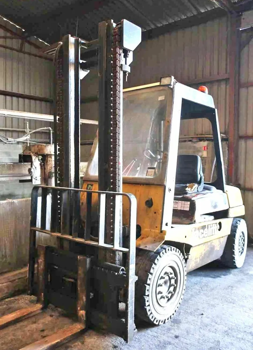 Liquidation Auction of Stone Masonry Machinery - Image 3