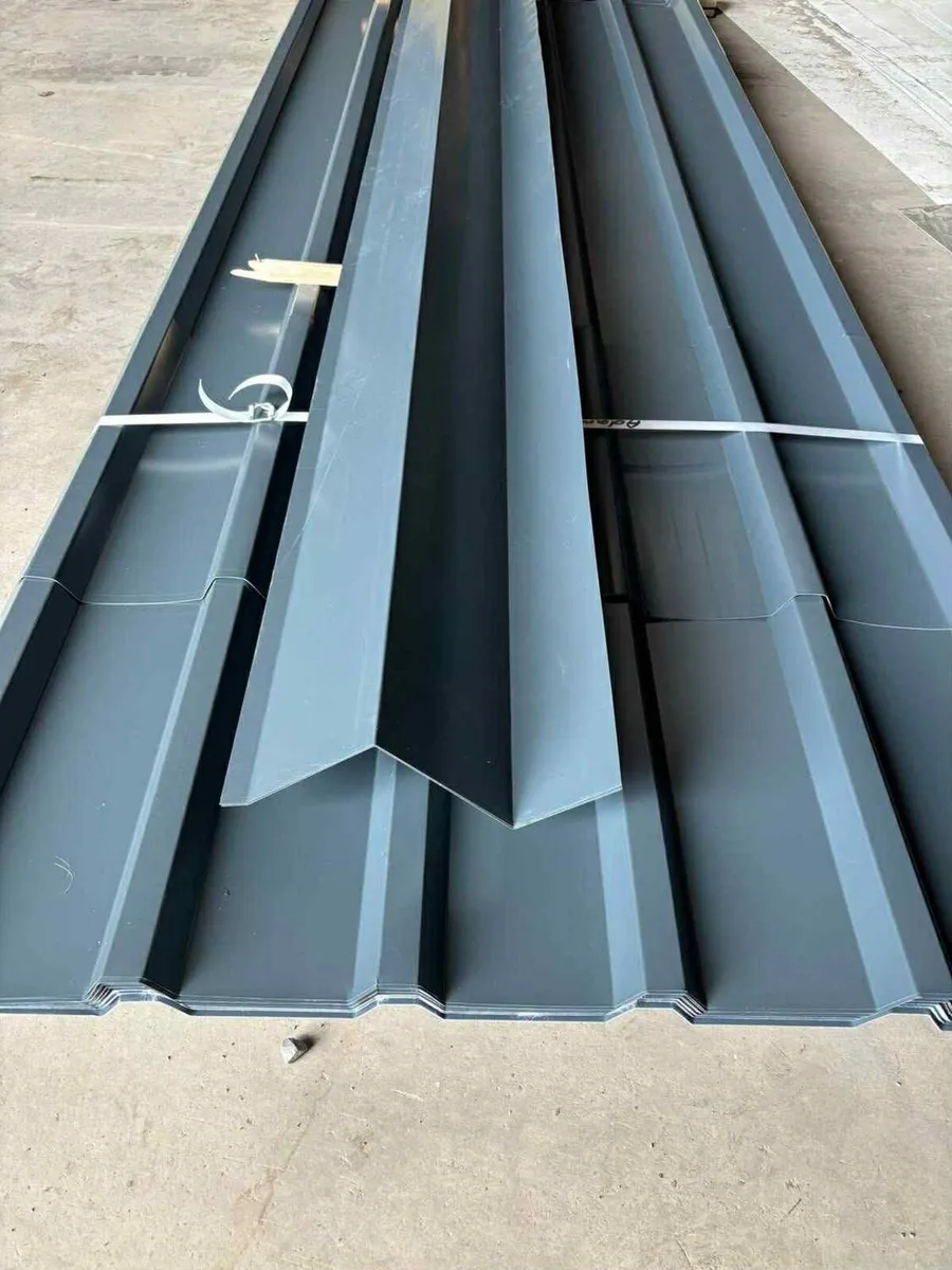 Roof sheeting - Image 1
