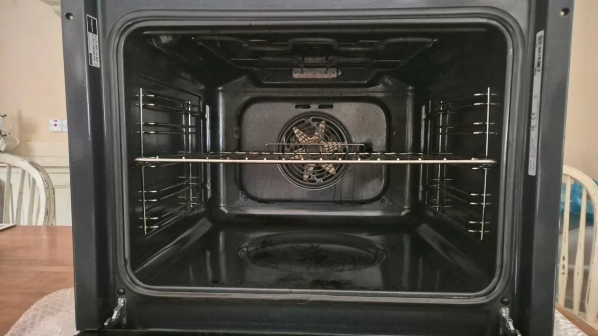 HOTPOINT - Class 4 SA4 544 H IX oven - Image 4