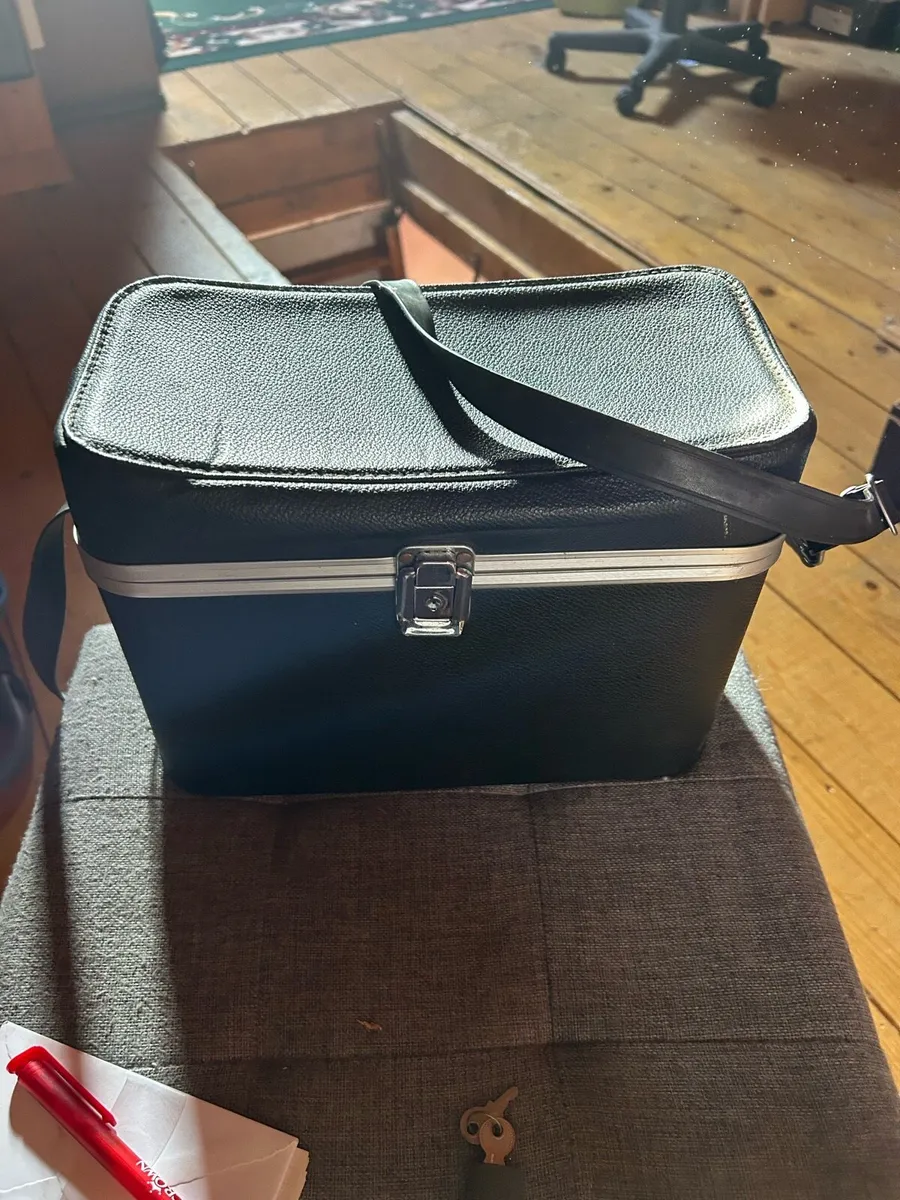 Cannon AE1, 35mm,50mm,300,mm and converter lens - Image 4