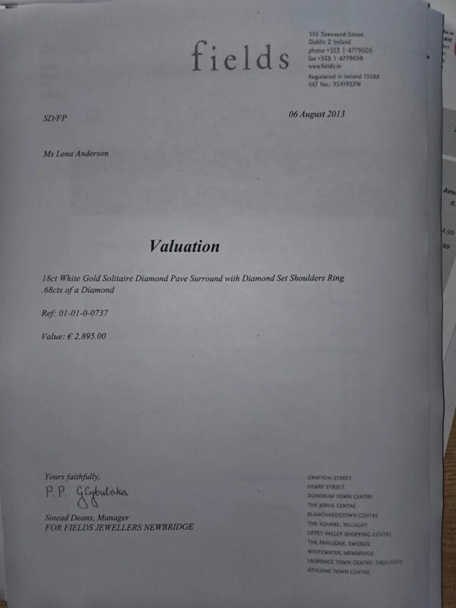 Engagement ring and wedding band - Image 4