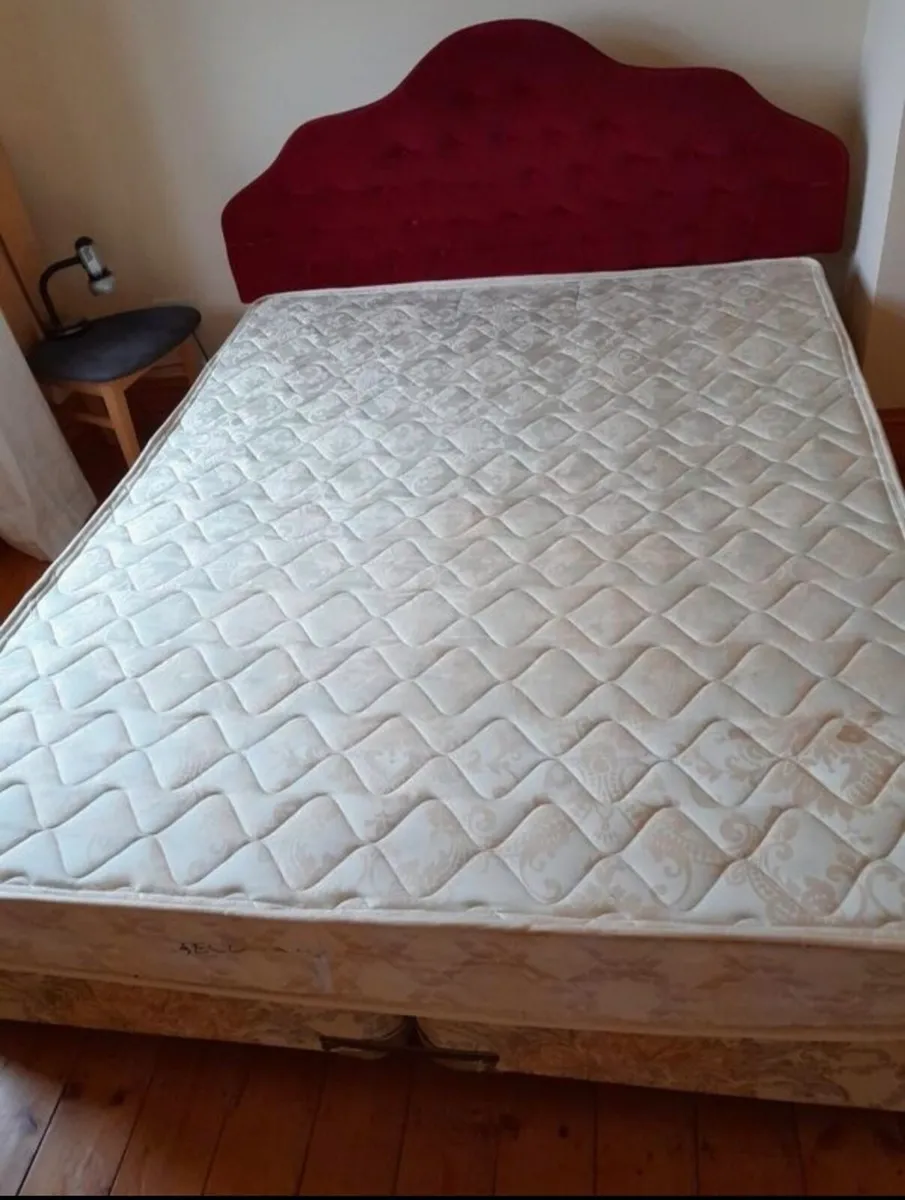 Single Devan bed base x2& double mattress & headbo - Image 3