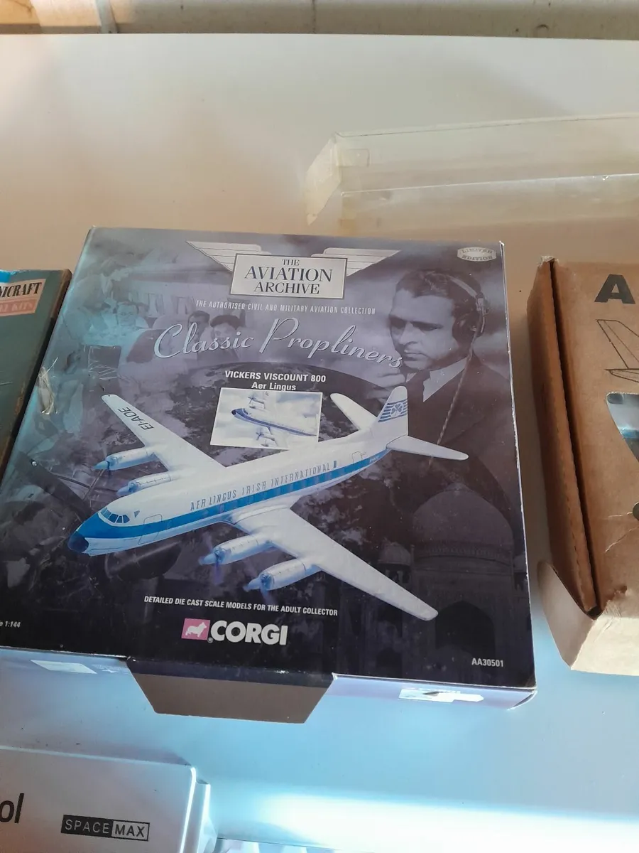 Corgi die cast model air lingus plane - Image 1