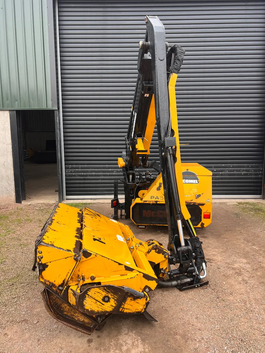 McConnel PA5570 Hedgecutter - Image 1