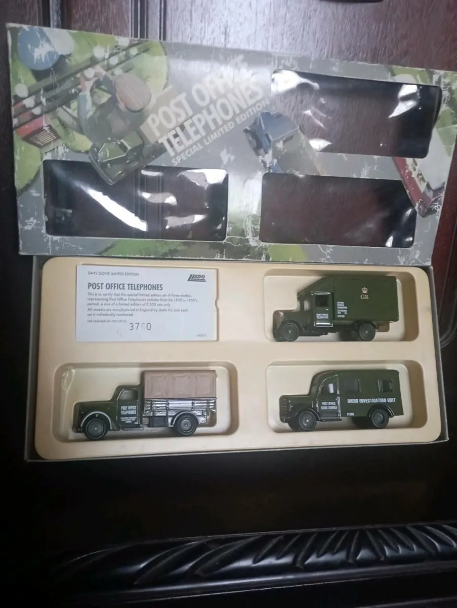 LlEDO DAYS GONE BY POST OFFICE TELEPHONE  MODLES. - Image 1