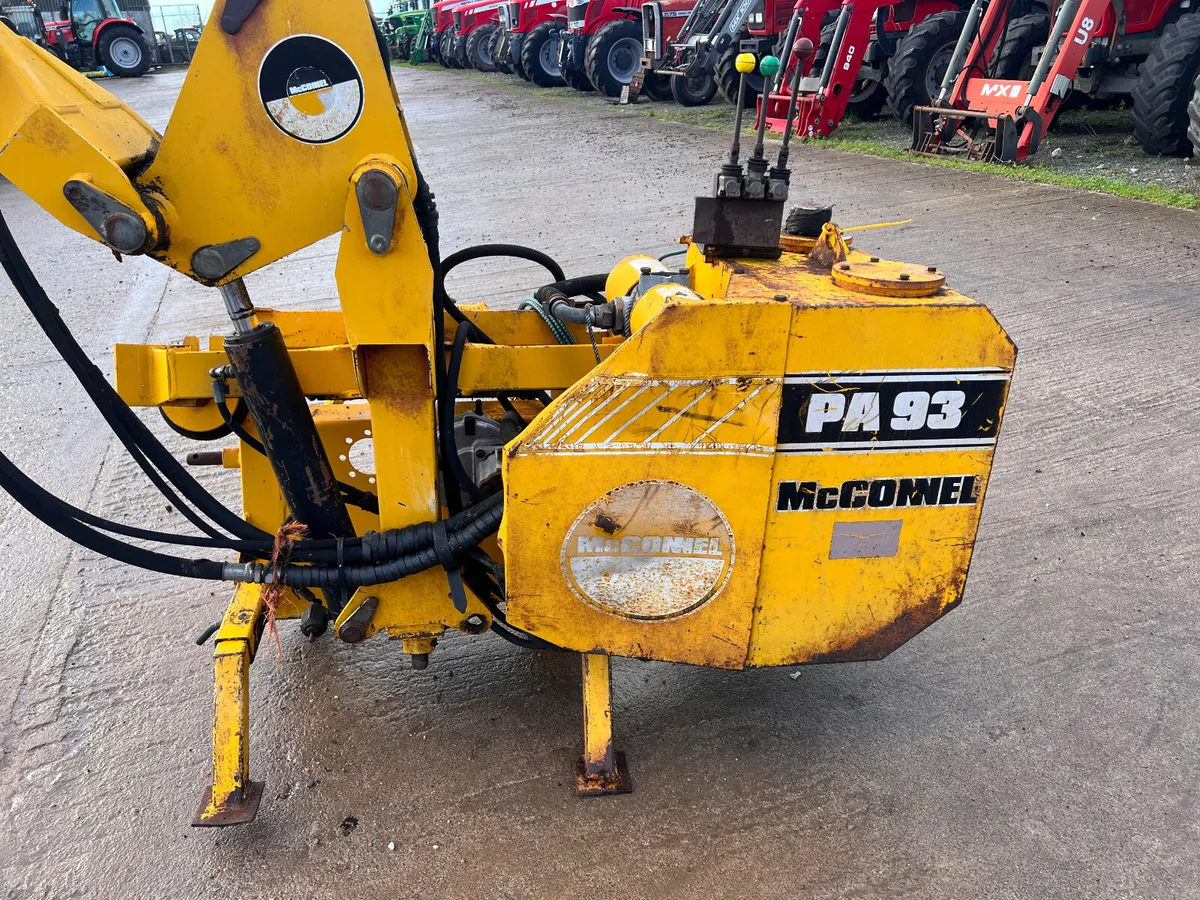 McConnel PA93 Hedgecutter - Image 2