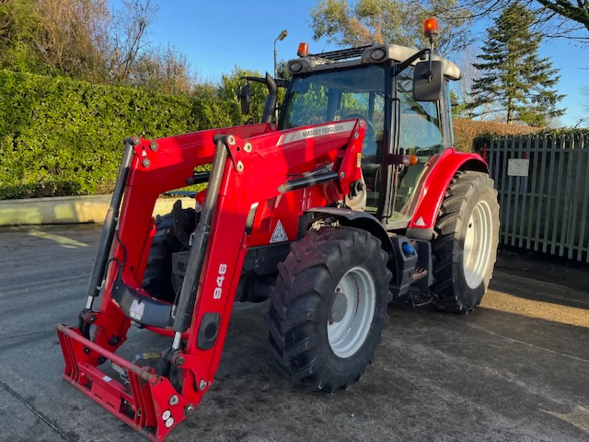 2014 Massey Ferguson 5612 Dyna-4 c/w 946 Loader - Image 3