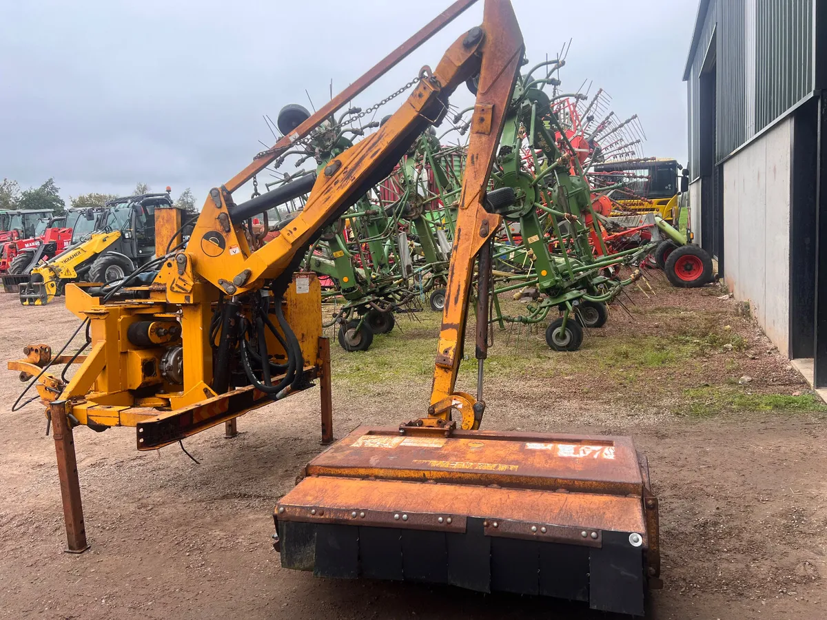 McConnel PA500 Hedgecutter - Image 4