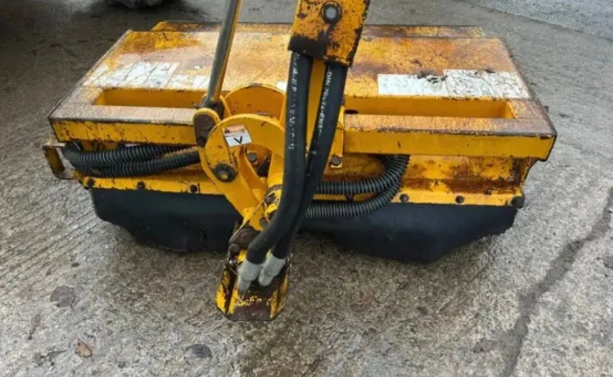 McConnel PA50E Hedgecutter - Image 2