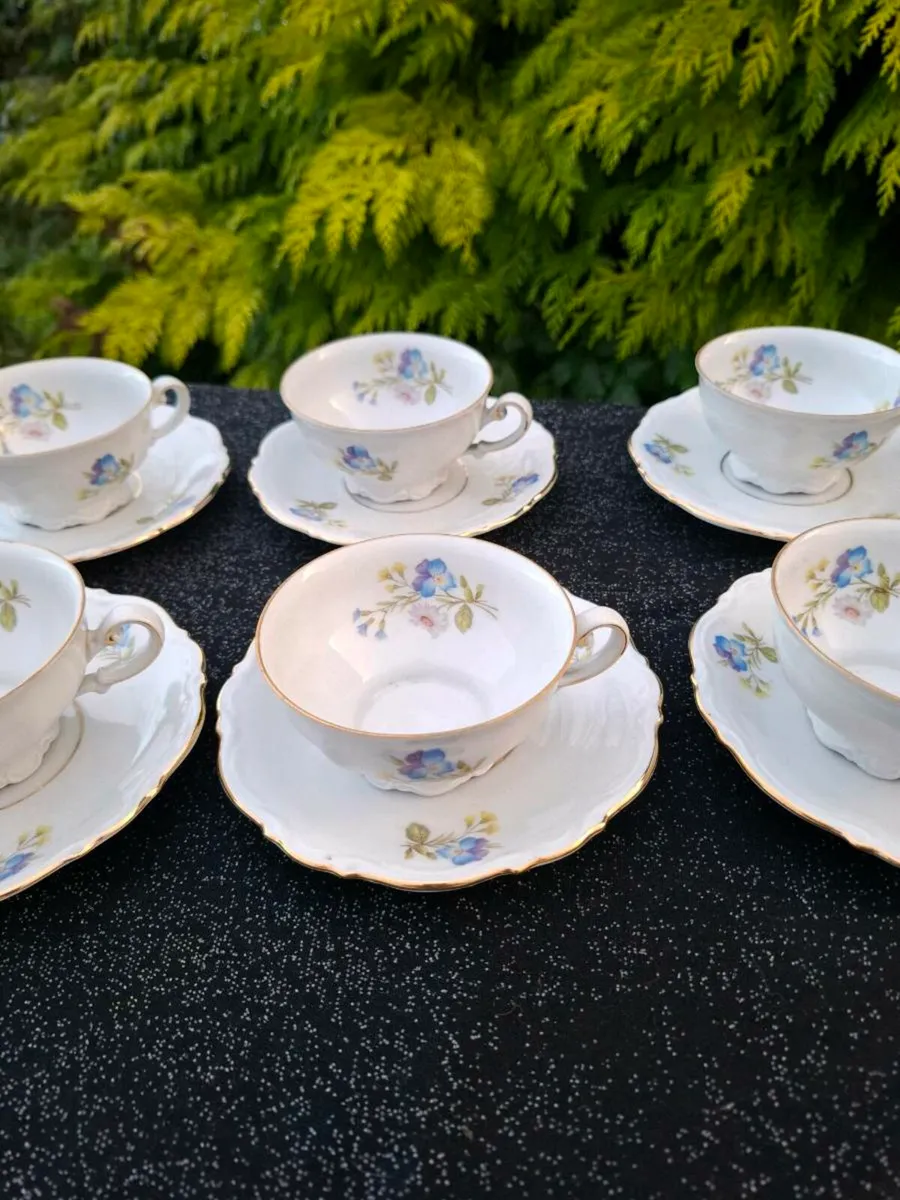 6 china floral tea cups - Image 2