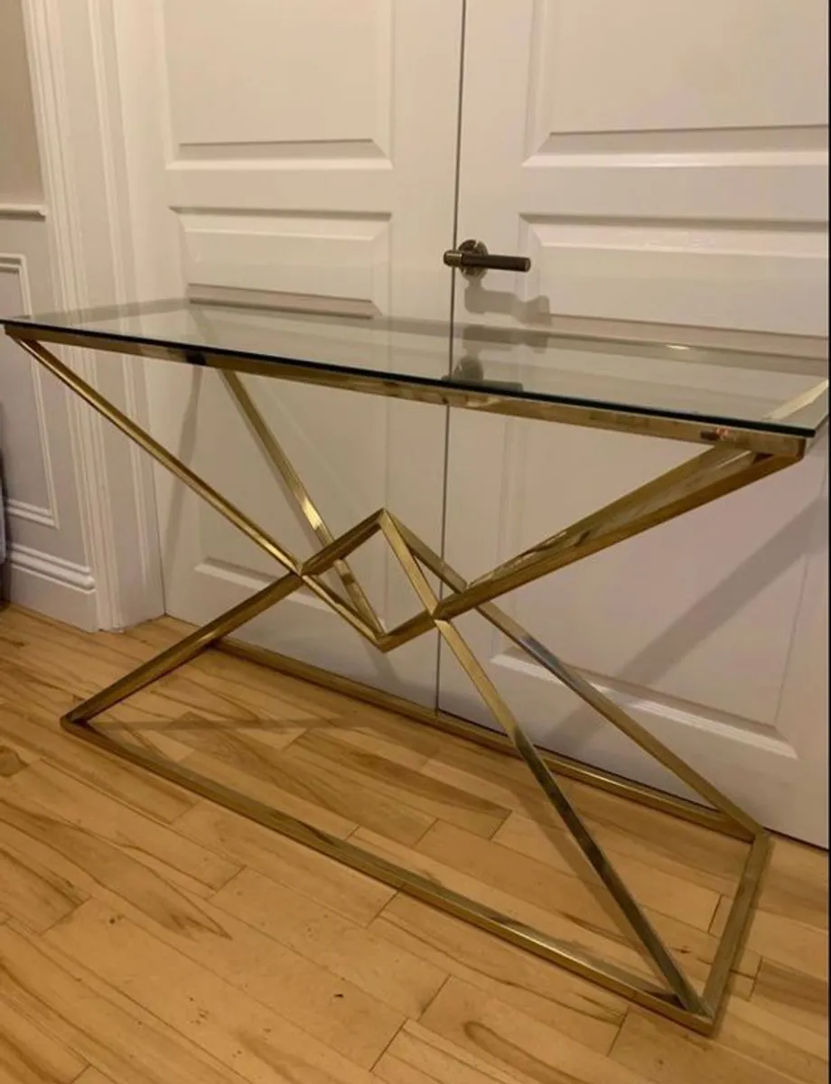 Console Table - Image 1
