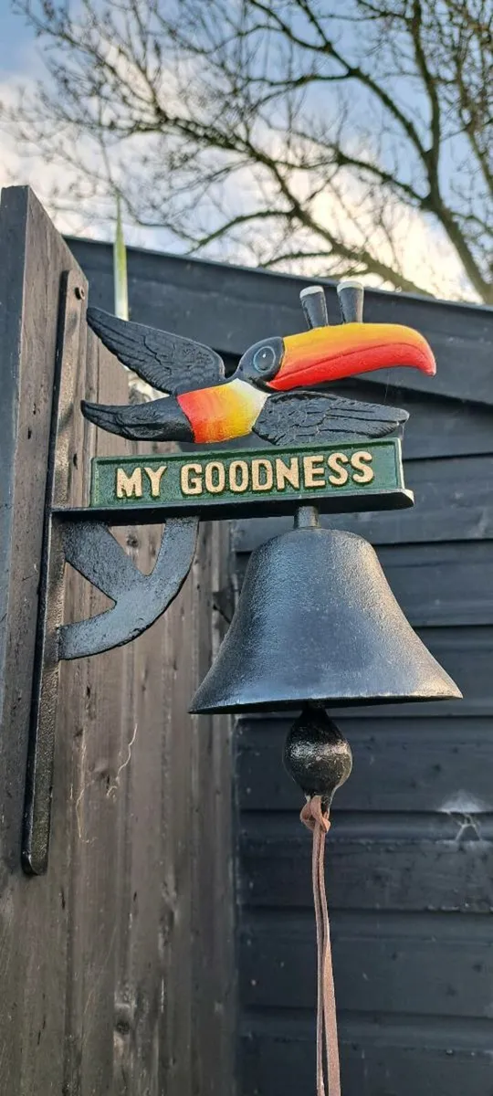 Guinness cast iron bell - Image 1