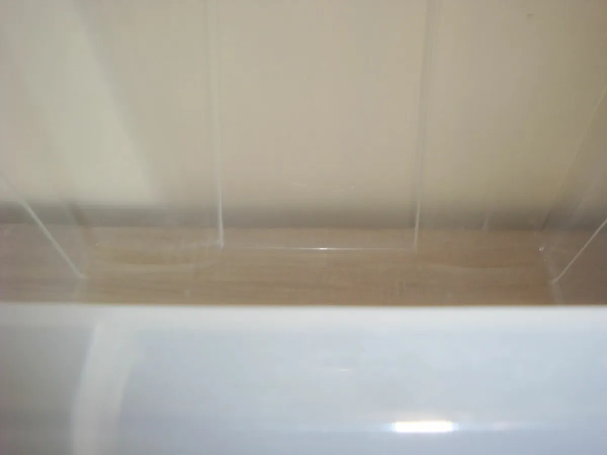 Clear Storage Box With Lid 80l - Image 4