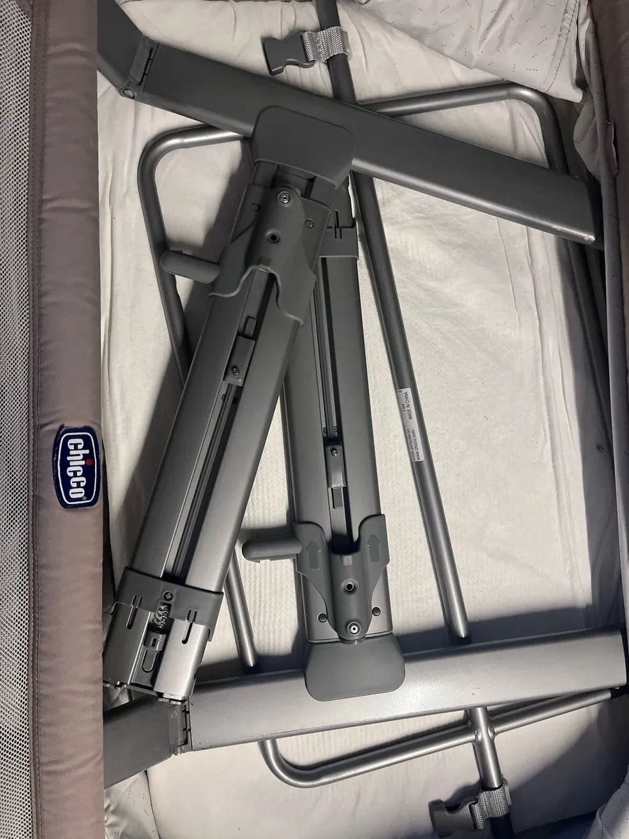 Next2Me Crib - Image 2